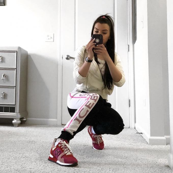 Sporty Pop of Pink